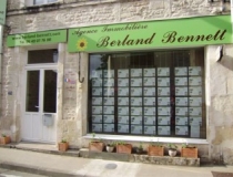 Agence Immobilière Berland Bennett Agence immobilière Deux-Sèvres 79190 SAUZE-VAUSSAIS